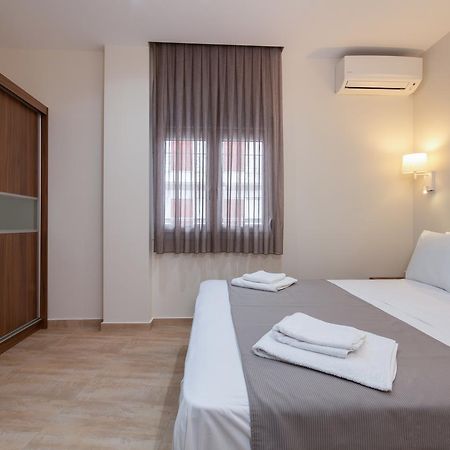 Kamis Suite Неос Мармарас Екстериор снимка
